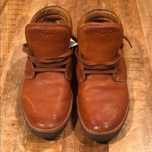 Ugg Alin Leather Sneaker